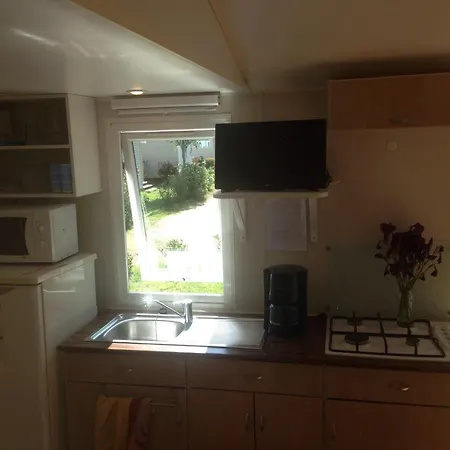 Mobilhome Le Repaire De *